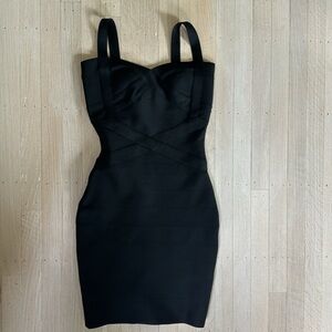 Loretta Little Black Cocktail Dress w Shaping technology Size Small